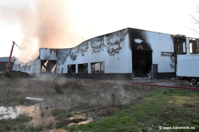 maart2019grotebrandverwoesttextielbedrijfinbudel3.jpg